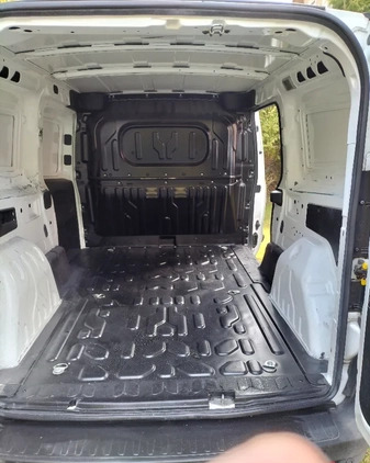 Fiat Doblo cena 35000 przebieg: 331235, rok produkcji 2017 z Trzebnica małe 16